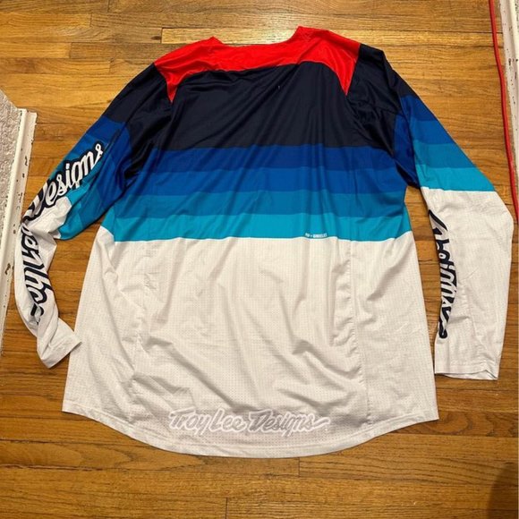 Motocross jerseys - Picture 3 of 8